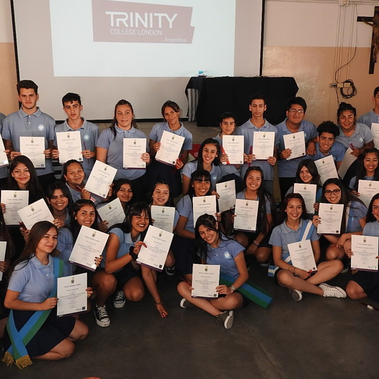 Entrega de Certificados del Trinity College