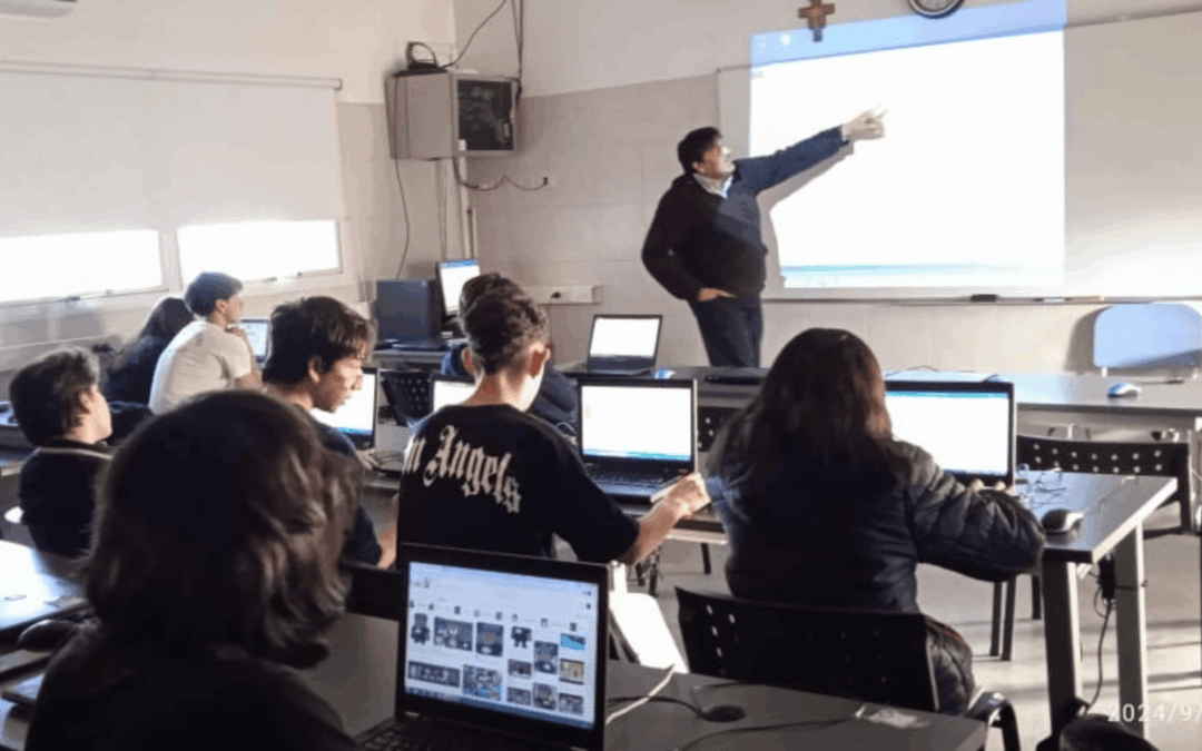 Más oportunidades para niños y jóvenes del barrio